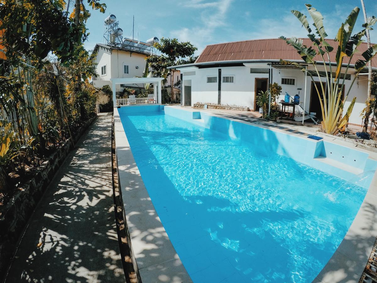 Sea Living Hostel Дуонг-Донг Экстерьер фото