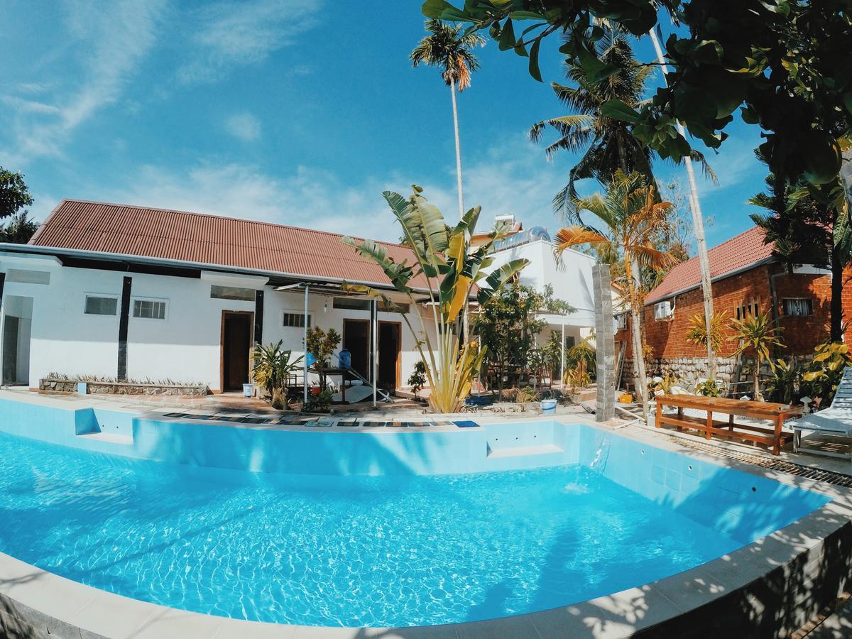 Sea Living Hostel Дуонг-Донг Экстерьер фото