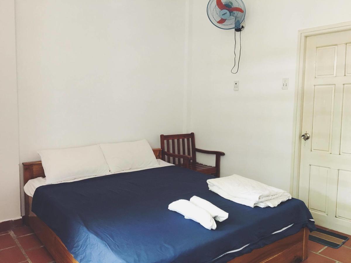 Sea Living Hostel Дуонг-Донг Экстерьер фото