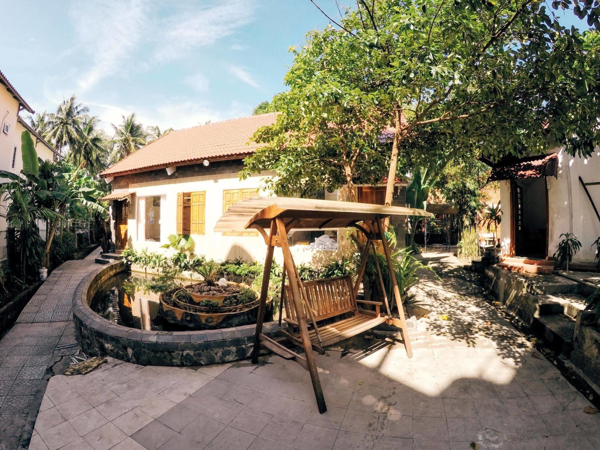 Sea Living Hostel Дуонг-Донг Экстерьер фото