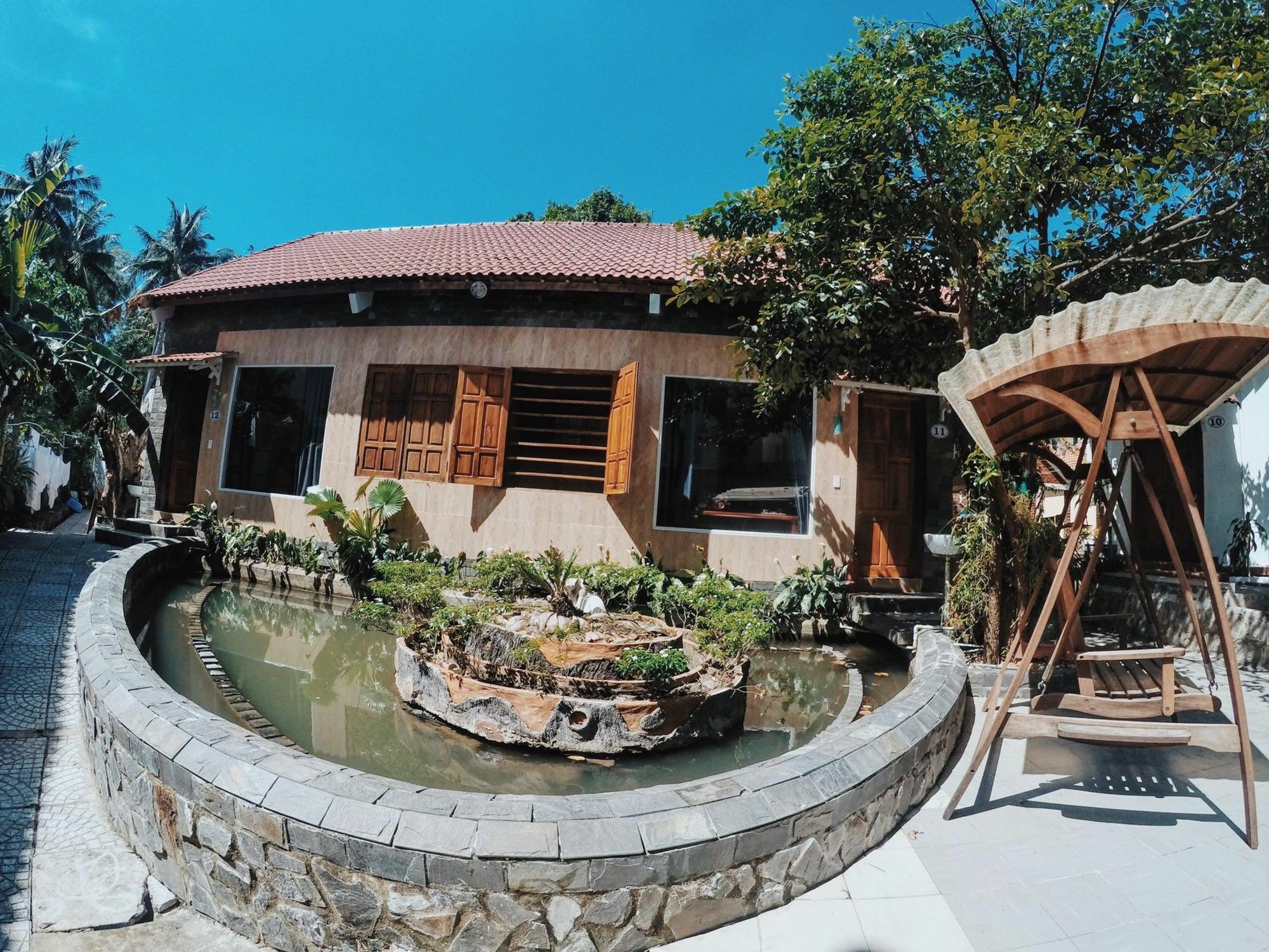 Sea Living Hostel Дуонг-Донг Экстерьер фото