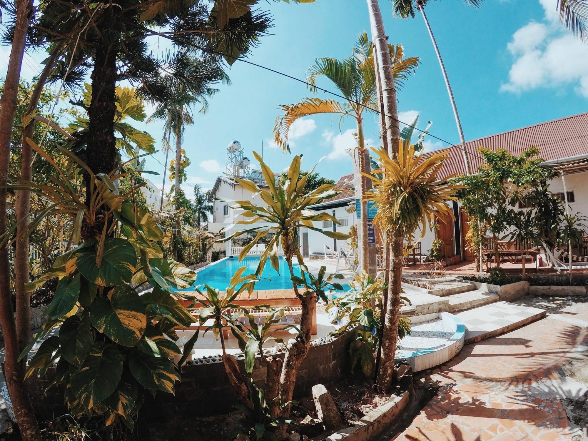 Sea Living Hostel Дуонг-Донг Экстерьер фото
